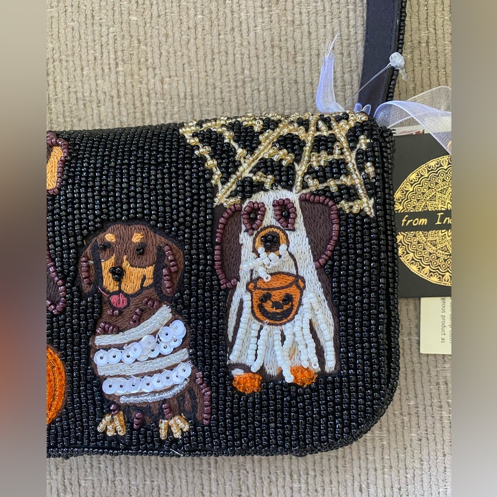 Viral Beaded Halloween Weenie Ghost Dogs Shoulder Bag - Black - Picture 3 of 11